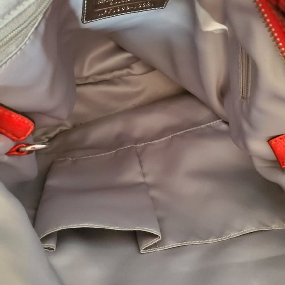 LIMITED EDITION Coach Red Sequin Poppy purse Spotlight 13821 - Picture 5 of 7